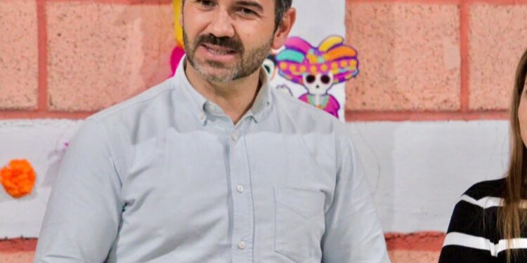 nkel Benítez reconoce el talento de mujeres emprendedoras