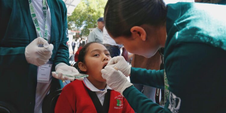 Escuelas en Michoacán mantienen actividades de Vive Saludable: SEE