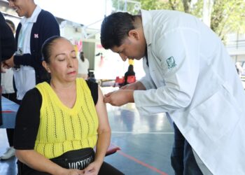 Promueve FGE bienestar de su personal con jornada de salud