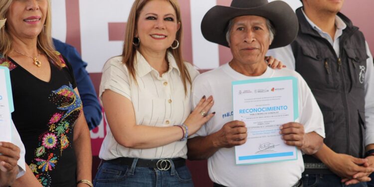 Gobierno de Morelia cierra exitosa 10° Feria del Molcajete de San Nicolás de Obispo