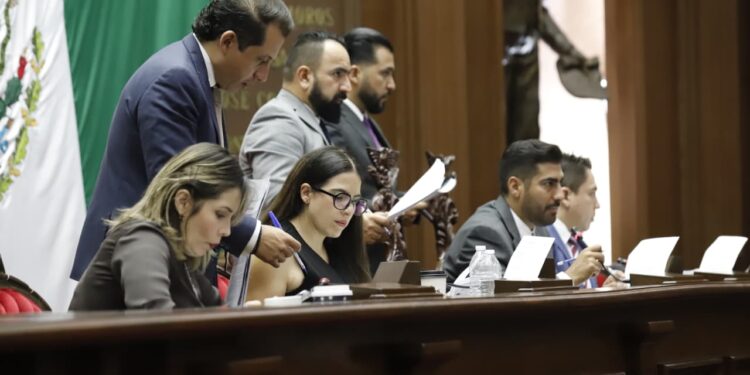 76 Legislatura define a los presidentes municipales como autoridades registrales y catastrales