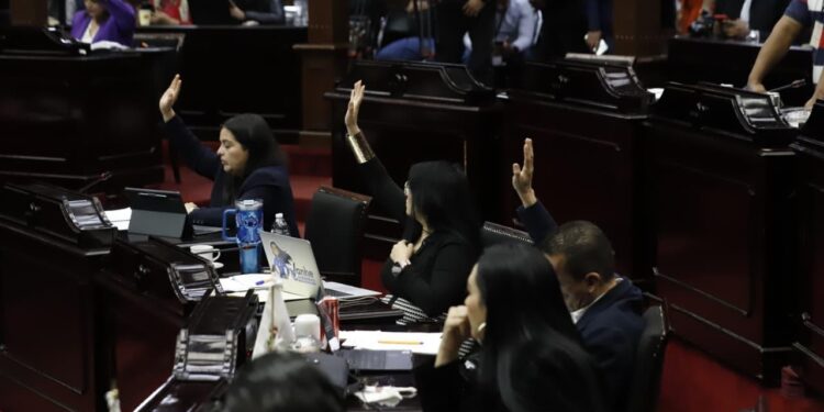 Fortalece Congreso del Estado el reencuentro familiar entre personas migrantes y sus seres queridos