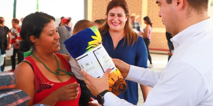 Ooapas fortalece la fabricación de tapas y registros de alcantarillado para mejorar la atención a reportes