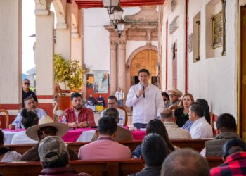 Poder Judicial de Michoacán fortalece diálogo con comunidades indígenas en el encuentro “Pluriversos de la Justicia” en Janitzio