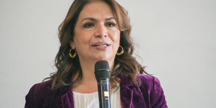 Fabiola Alanís: Beca “Gertrudis Bocanegra” garantiza oportunidades y refuerza el derecho a la educación en Michoacán