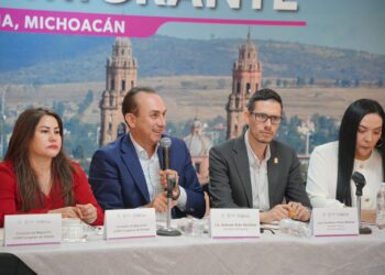 Yankel Benítez y autoridades de Santiago Undameo, establecen ruta de trabajo