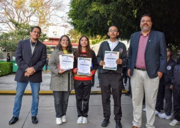 Alumno de la PREFECO “Melchor Ocampo” gana medalla de plata en la Olimpiada Mexicana de Matemáticas