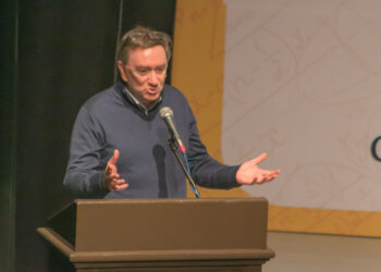 Laurent Loinard, de la UNAM Morelia, es nombrado Director del Telescopio del Horizonte de Eventos