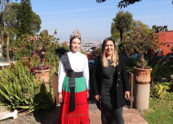 Alcaldesa de Salvador Escalante cumple un año de gestión y reconoce apoyo de medios de comunicación