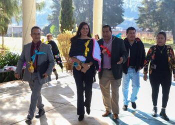 Gabriela Molina fortalece acciones educativas en la Meseta Purépecha