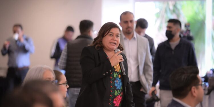 Reconoce Belinda Iturbide trabajo de Michoacán en prevención del SIDA
