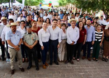 Secretaría de Bienestar realiza la Feria del Bienestar en Huetamo, Michoacán