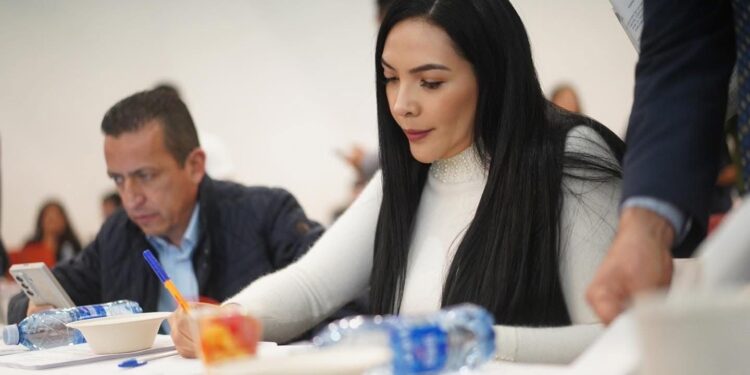 Adriana Campos Huirache con reforma propone reforzar la protección y el bienestar animal en Michoacán