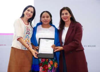 Más de 900 egresados de la Normal Indígena recibirán su título: Gabriela Molina