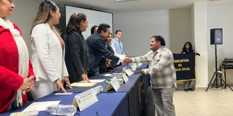 Destacan oportunidades en el campo laboral de estudiantes de la Licenciatura en Trabajo Social de la UMSNH