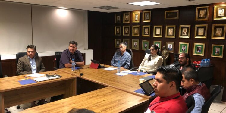 UMSNH afianza puente con sector productivo para enriquecer licenciaturas; instalan Consejos Consultivos
