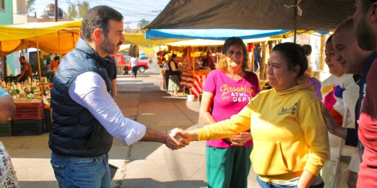 Invita Yankel Benítez a consumir en mercados locales de Morelia
