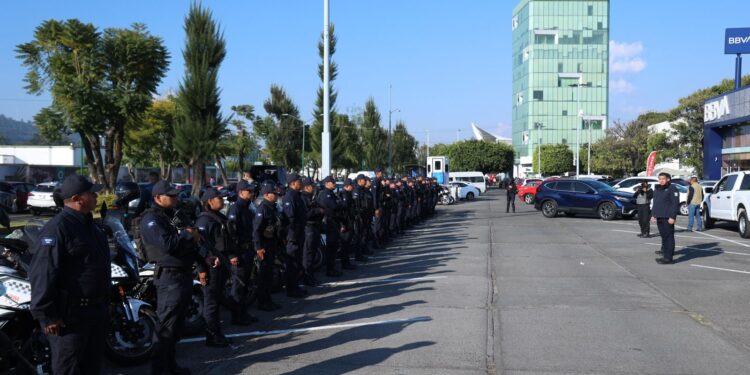 Blindan zonas bancarias en Michoacán; Guardia Civil despliega operativo contra robos