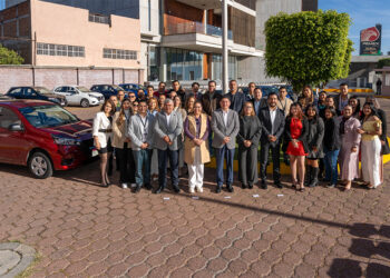 Reciben notificadores penales de Michoacán 13 vehículos utilitarios para labor con mayor eficiencia y seguridad