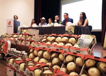Anuncian la 14ª Feria del Melón en Zicuirán, La Huacana