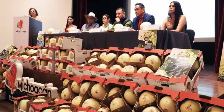 Anuncian la 14ª Feria del Melón en Zicuirán, La Huacana