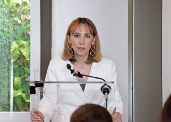 Firma Tribunal Anticorrupción convenio con la CEDH