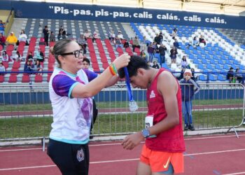 UMSNH, primera “Universidad Dorada”; administración de Yarabí Ávila se suma a la lucha contra el cáncer infantil