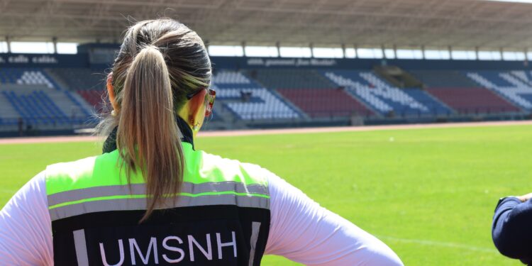 Se renueva el Estadio Universitario; Yarabí Ávila refuerza su compromiso con el deporte