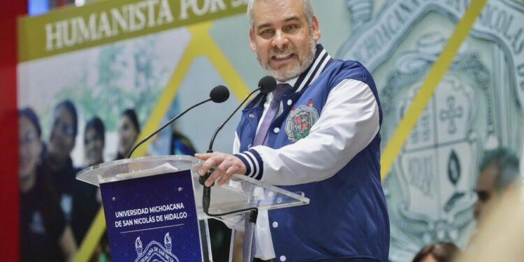 Destaca Bedolla consolidación y estabilidad financiera de la Universidad Michoacana