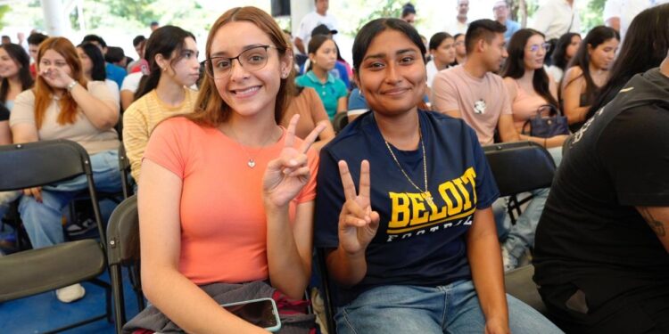 Esta es la oferta educativa de la Universidad Rosario Castellanos en Múgica: Iemsysem