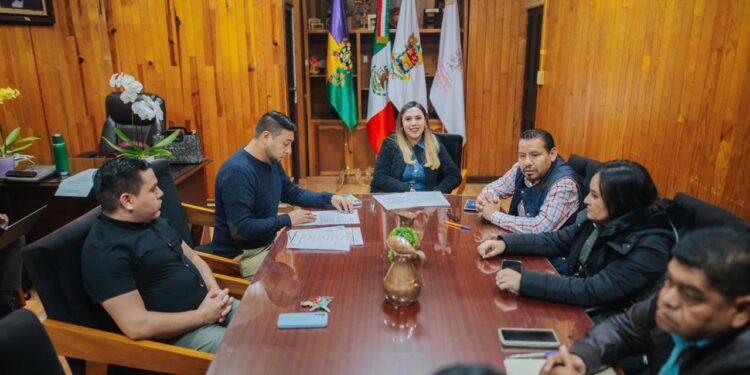 Dayana Pérez Mendoza impulsa la planeación estratégica en beneficio de Salvador Escalante