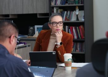 UMSNH diversifica su oferta educativa; estudia Administración, Contaduría, Mercadotecnia o Derecho en línea