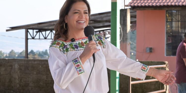 Fabiola Alanís: Con 30 mil nuevos espacios educativos del Plan Michoacán se construye la paz en el estado