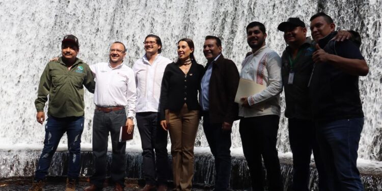 Gobiernos de México y Michoacán anuncian obras y acciones para atraer turismo a Uruapan