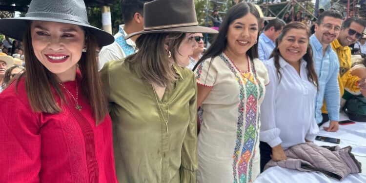 Danza de los Kúrpites: Tesoro Cultural de Michoacán: Belinda Iturbide