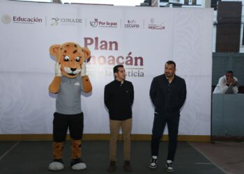 Deportistas morelianos se ejercitan por la Paz junto a Rommel Pacheco