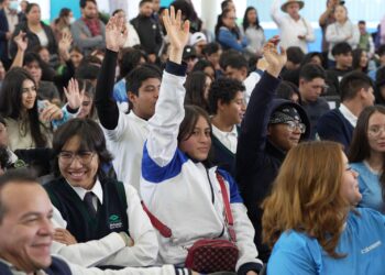 Michoacán, primer estado del país que dotará Internet gratuito a estudiantes de prepa y universidad: Iemsysem
