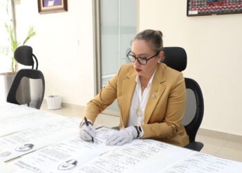 Administración de Yarabí Ávila lanza programa de reducción de costo de titulación; invitan a egresados a tramitar su título