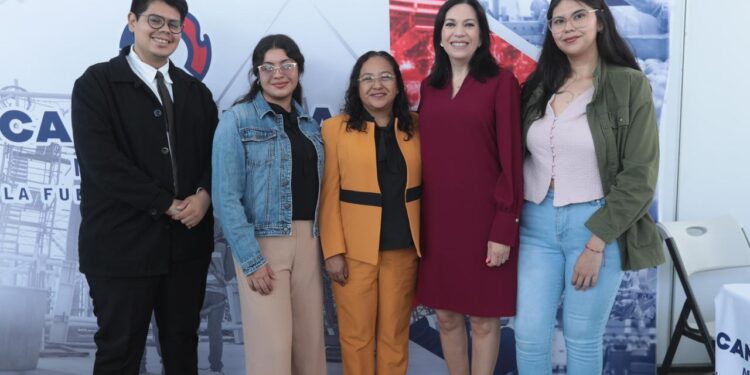 Con becas e internet se fortalece acceso y permanencia educativa de juventudes: Iemsysem