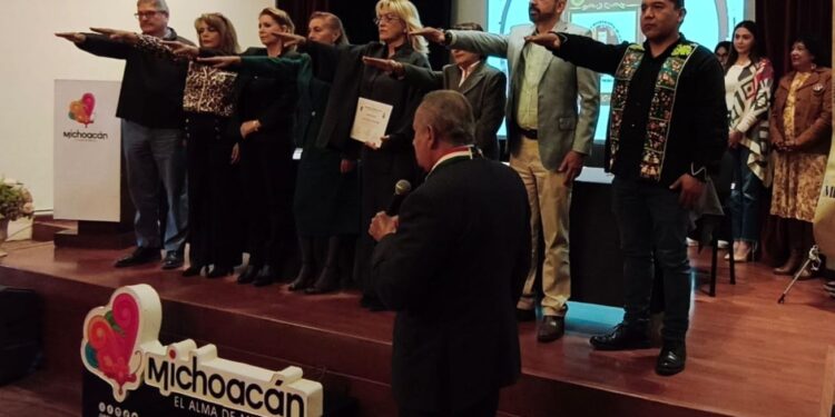 Michoacán consolida su vocación de turismo cultural con impulso a la literatura