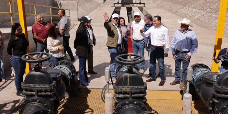 Bedolla transforma el Valle de Zamora; inaugura 3 colectores para sanear el 100 % del agua