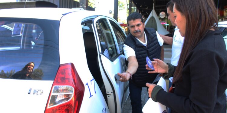 TaxiMich se suma a red de Puntos Naranja de Semmujeris en Morelia