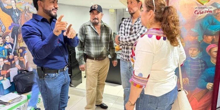 Gobierno de Los Reyes fortalece diálogo y proyectos de desarrollo en San Rafael, Humberto Jiménez expone proyectos