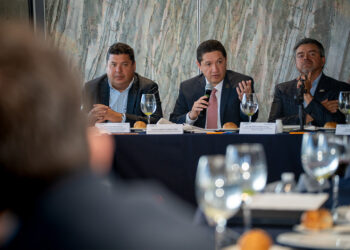 Hugo Gama dialoga con sector empresarial sobre certeza jurídica y modernización del Poder Judicial