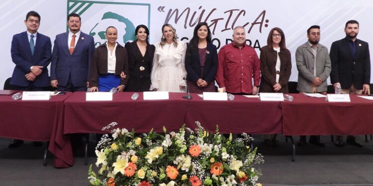 Realiza Tingüindín el Primer Conversatorio, “Múgica: Legado para un México Humanista” en el Congreso del Estado.