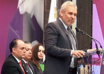 Deuda a largo plazo, anclaje para la falta de desarrollo: Alfredo Ramírez Bedolla