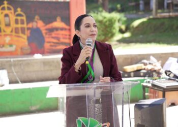 Michoacán busca que 100% de egresados de bachillerato ingresen a la universidad