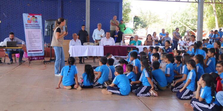 Más de 100 familias participaron en jornada sobre la crianza positiva en Tiquicheo: Sipinna