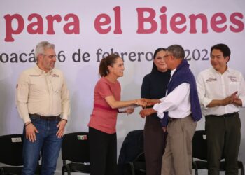 “Tenemos mucha presidenta”: Bedolla ratifica a Sheinbaum unidad en defensa de la soberanía