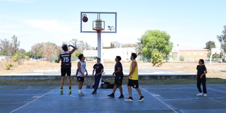 Ciudad Deportiva Nicolaita será una realidad en gestión de Yarabí Ávila